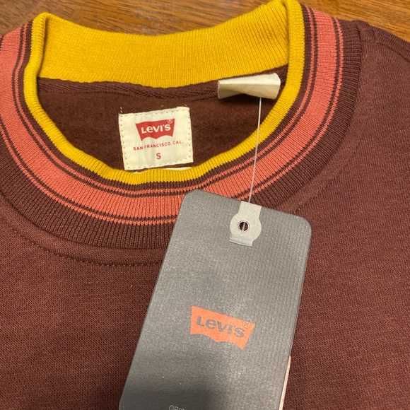 Levi’s women’s retro sweater NWT - Picture 3 of 3